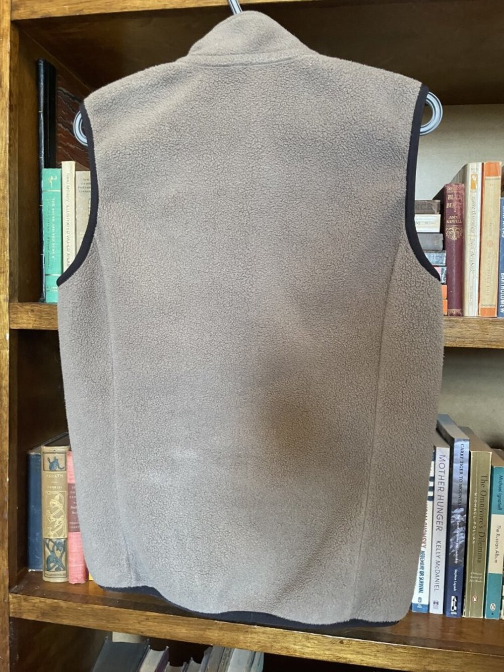 MEC Grey Fleece Vest Size Small - Picture 5 of 6